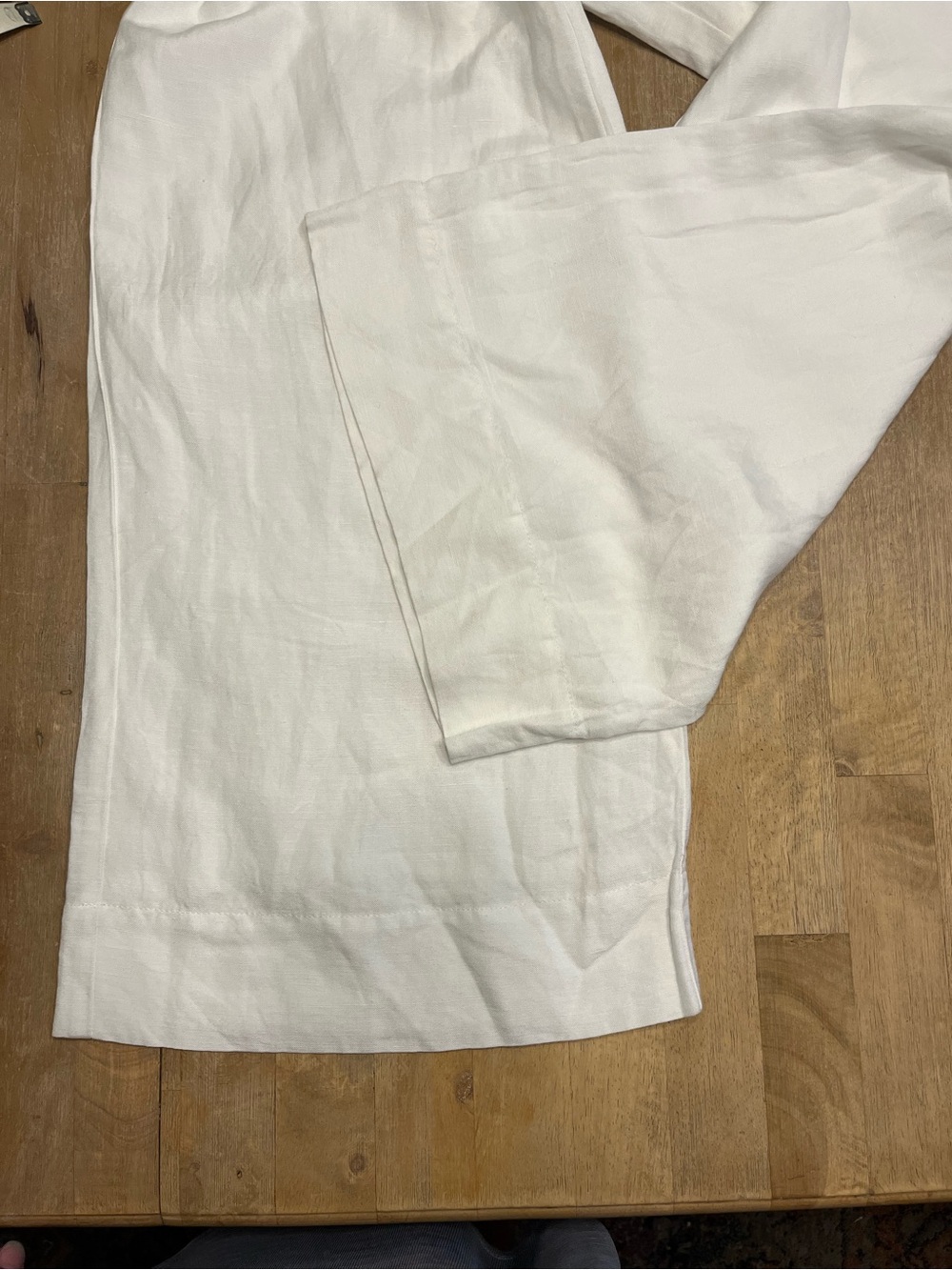 Evereve White Linen Trousers with Elastic Waistband - Picture 7 of 7